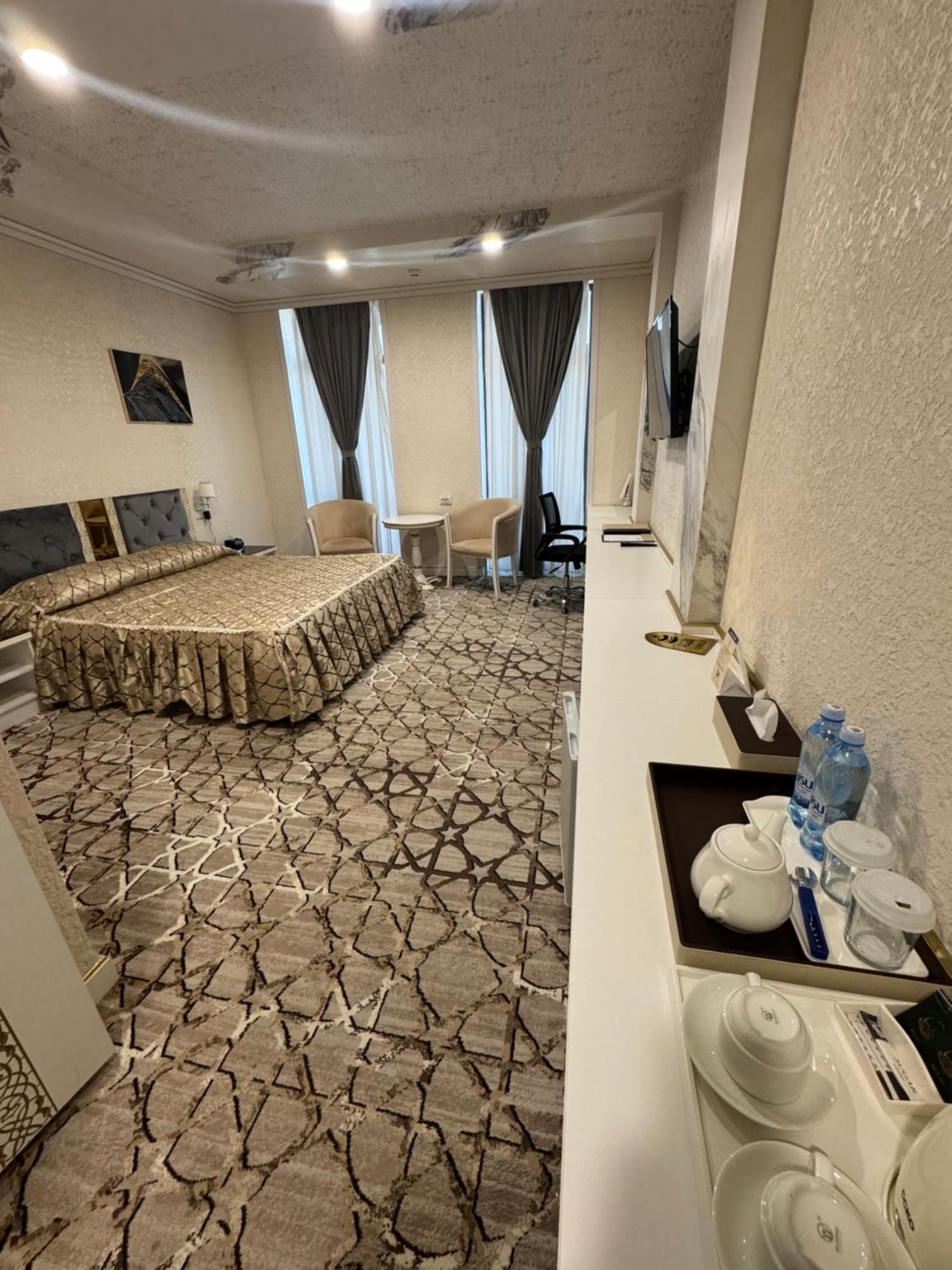 Bukhara City Hotel Turon City Plaza ภายนอก รูปภาพ