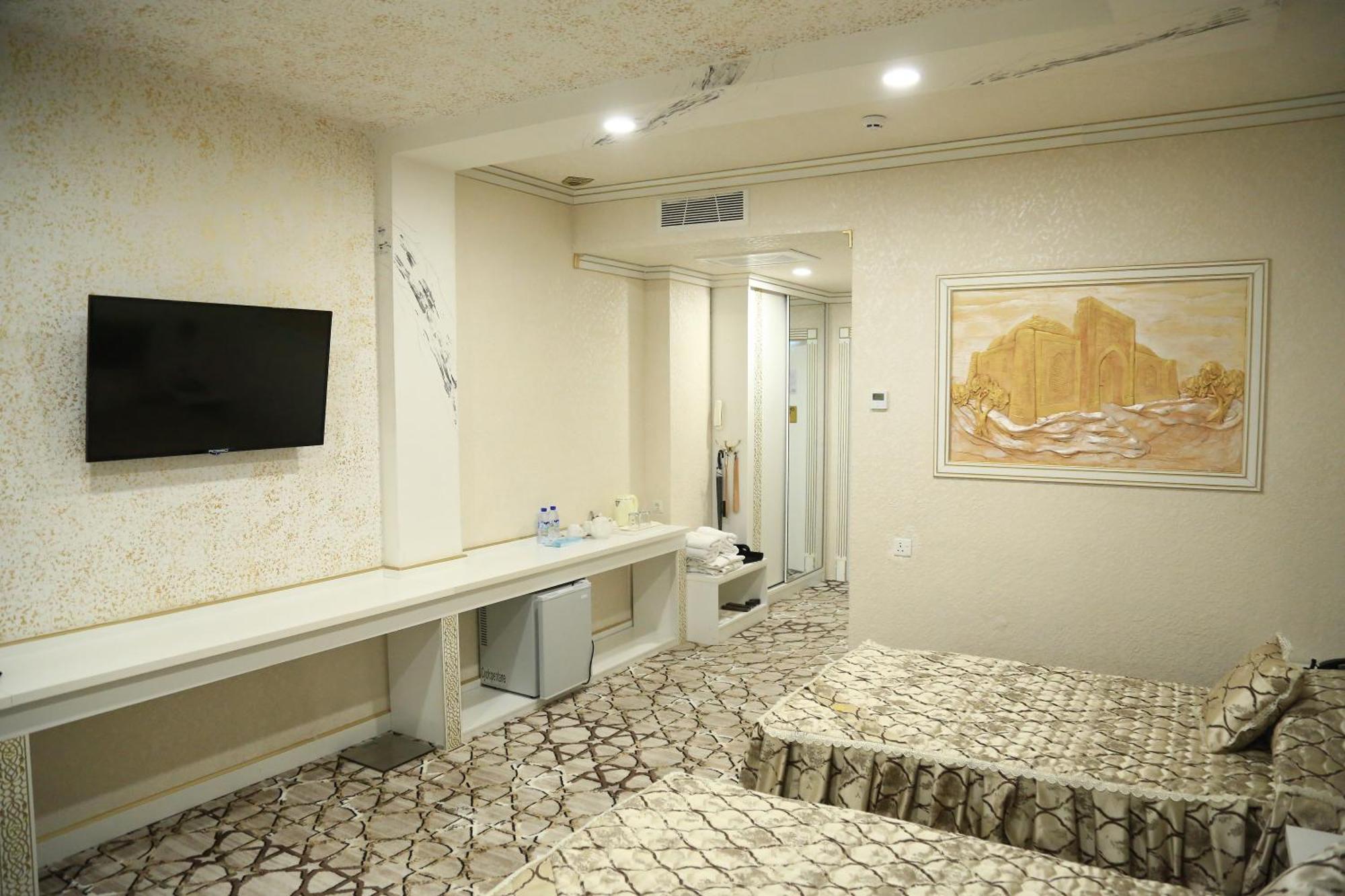 Bukhara City Hotel Turon City Plaza ภายนอก รูปภาพ